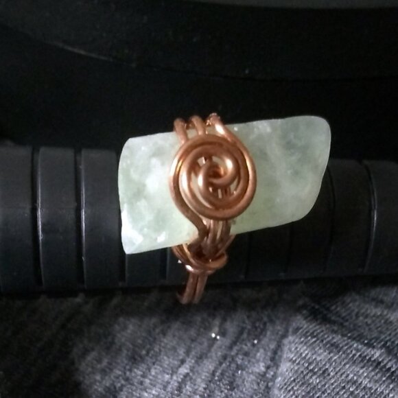 Uniquely Handmade! Green Agate - Boho Copper Wire Wrapped Ring Sz 6.25 - Picture 4 of 6